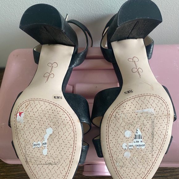 NEW JESSICA SIMPSON BLACK HEELS ANKLE STRAP CLASSIC BLOCK HEEL SZ 5.5 - Picture 4 of 8